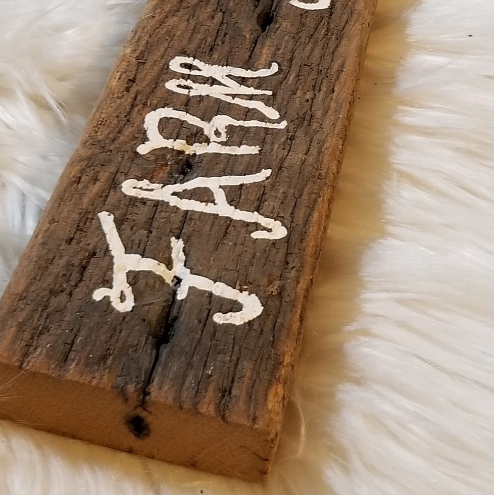 Handpainted " Farm Sweet Farm " Rustic Sign - Picture 2 of 3